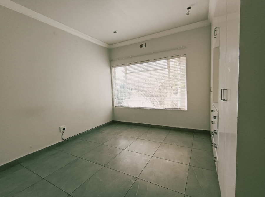 3 Bedroom Property for Sale in Flamwood North West